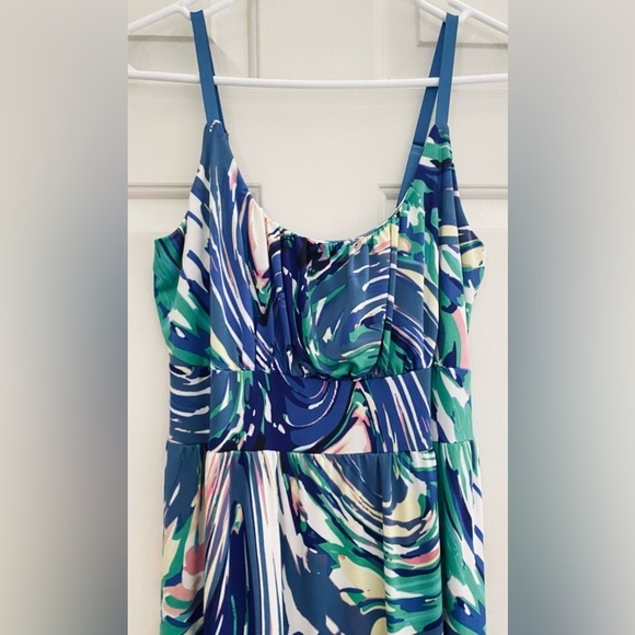 Beautiful Summer Maxi Dress - Picture 3 of 8